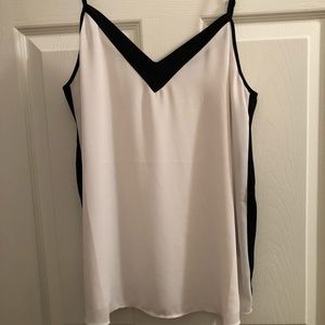 ⭐️ 2/$20 Charming Charlie Tank